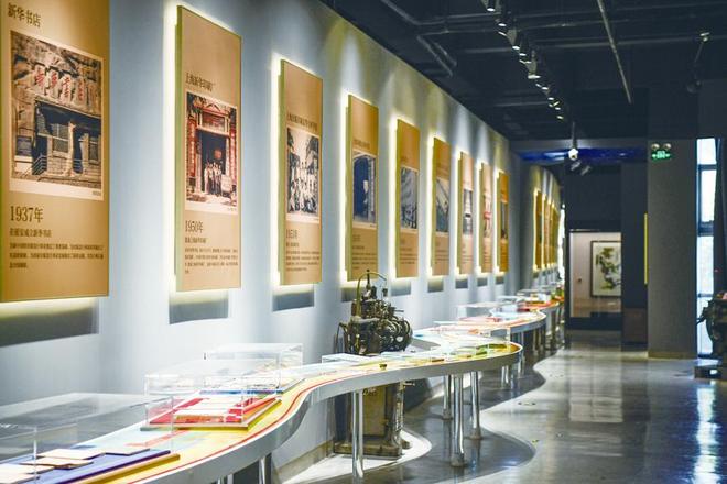 Z世代！上海让古老技艺“活”起来开元棋牌app传统印刷“硬控”(图6)